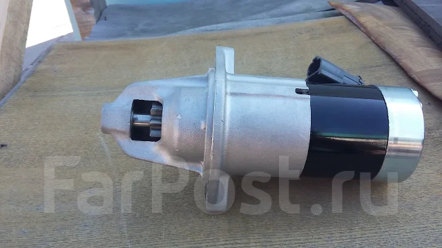 ������� Nissan Primera SR18/SR20 233002F200 ����
