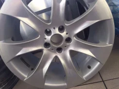 BMW Racing Dynamics. x20" ����