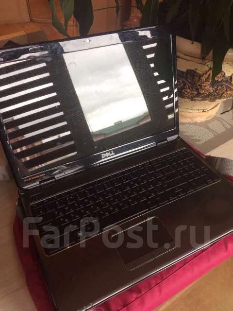 Dell Inspiron N5010. 2,4����, ��� 3072 ��, ���� 320���, WiFi: 1, Bluetooth: 1, ����������� �� 3��. ����