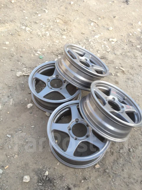 OZ Racing Gemini. 5.5x16", 5x139.7, ET22 ����