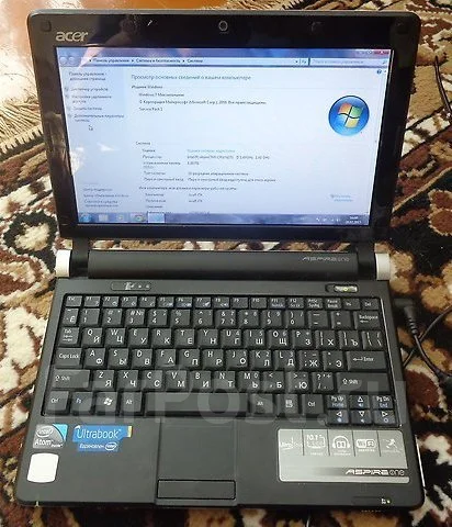 Acer Aspire One D250. 1,6����, ��� 2048 ��, ���� 160���, WiFi: 1, ����������� �� 1��. ����