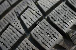 Bridgestone Blizzak Revo2. Всесезонные, 2009 год, износ: 10%, 2 шт