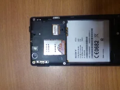 Sony Xperia miro. �/�