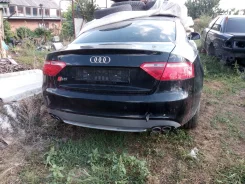 Audi S5 ����