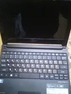 Acer Aspire One D255E. 1,6����, ��� 1024 ��, ���� 250���, WiFi, Bluetooth, ����������� �� 6��. ����