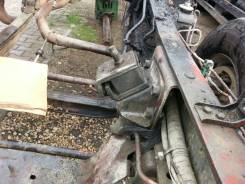 Подушка двигателя. Isuzu Giga