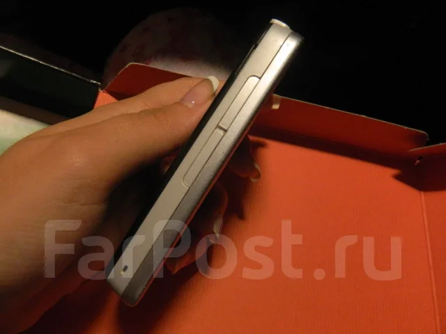 Nokia 5228. �/� ����