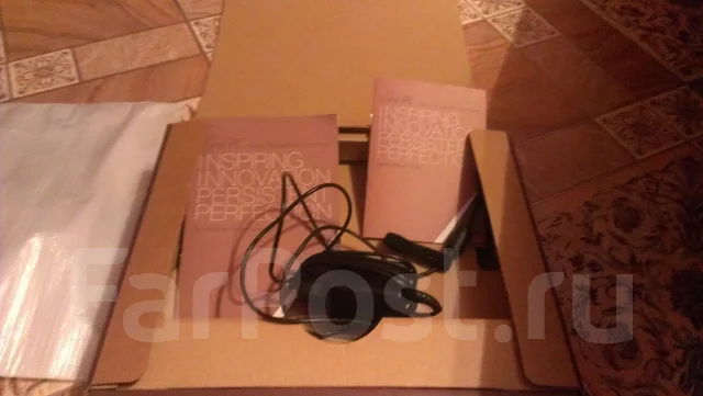 Asus Eee PC 1015BX. ��� 2048 ��, ���� 320���, WiFi: 1, ����������� �� 5��. ����