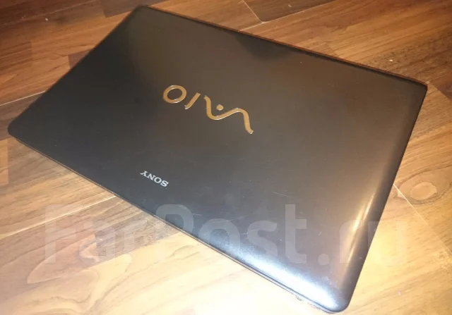 Sony VAIO VPC-EB4E9R. 2,5����, ��� 3072 ��, ���� 320���, WiFi: 1, Bluetooth: 1, ����������� �� 2��. ����