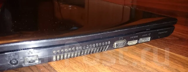 Sony VAIO VPC-EB4E9R. 2,5����, ��� 3072 ��, ���� 320���, WiFi: 1, Bluetooth: 1, ����������� �� 2��. ����