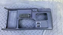Консоль центральная. Toyota Land Cruiser Prado