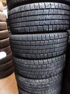 Pirelli Winter Ice Storm. Зимние, без шипов, износ: 10%, 4 шт