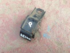 Крепление радиатора. Toyota Corolla, AE100, AE100G, AE101 Toyota Sprinter, AE100, AE101 Двигатели: 4AFE, 5AFE