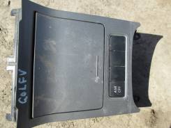 Пепельница. Volkswagen Golf, 1K5 Двигатели: BSF, BSE