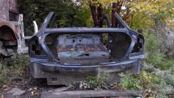 Задняя часть автомобиля. Ford Mondeo