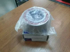 ��������� ��������� 42KWD02. � ������� 40210-01E00 ����