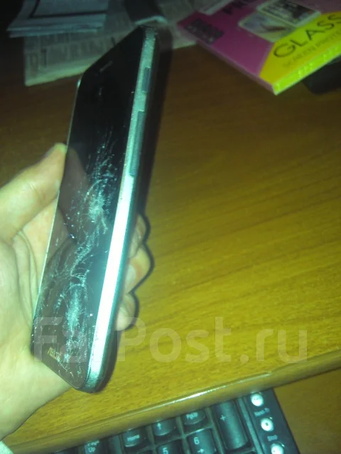 Asus PadFone 2 16Gb ����