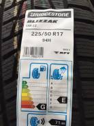Bridgestone Blizzak LM-22. Зимние, без шипов, 2015 год, без износа, 4 шт