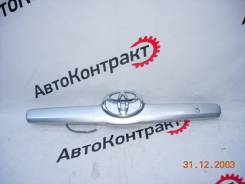 Планка под фонарь. Toyota Camry, ACV40