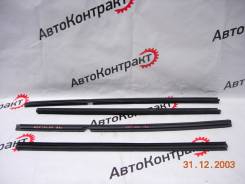 Молдинг стекла. Toyota Avensis, AZT250, AZT250W, AZT250L