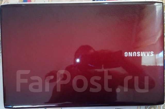 Samsung R730. 2,3����, ��� 3072 ��, ���� 320���, WiFi: 1, ����������� �� 1��. ����