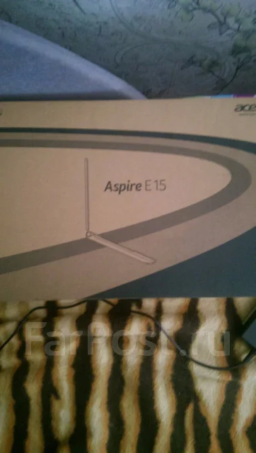 Acer Aspire E15. 1,7����, ��� 4 ��, ���� 500���, WiFi: 1, Bluetooth: 1, ����������� �� 7��. ����