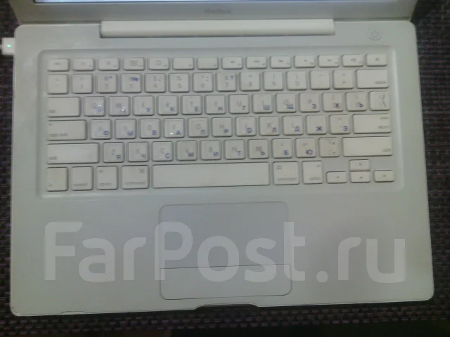 Apple MacBook Air 13 2008 Early. 2,4����, ��� 2048 ��, ���� 250���, WiFi: 1, Bluetooth: 1, ����������� �� 1��. ����