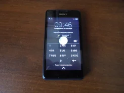 Sony Xperia E1. �/�
