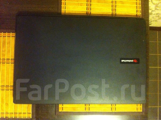 Packard Bell EasyNote. 2,6����, ��� 4 ��, ���� 500���, WiFi: 1, Bluetooth: 1, ����������� �� 5��. ����