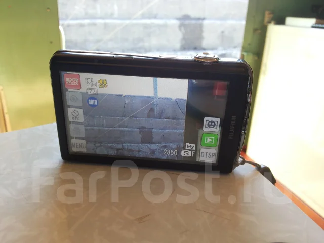 Fujifilm FinePix Z800EXR. 10 - 14.9 ��, ���: 5� ����