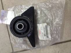 Подушка двигателя. Mitsubishi Legnum, EA1W, EA4W, EA5W, EC1W, EC4W, EC5W Mitsubishi Galant, EA1A, EA2A, EA2W, EA3A, EA3W, EA4A, EA5A, EA5W, EC1A, EC5A...
