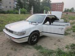 Фара. Nissan Bluebird, U12