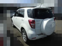 Toyota Rush. J210E, 3SZ ����