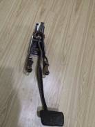 Педаль тормоза. Toyota: Corolla, Hilux Surf, Corolla Verso, Corolla Rumion, RAV4, Noah, Hilux, Matrix, Vitz, Ractis, Wish, Kijang, Sai, Auris, Corolla...