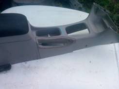 Консоль центральная. Toyota Caldina, ST215G Двигатель 3SGE