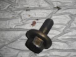 Болт шкива коленвала. Toyota Duet, M110A, M111A, M100A, M101A Двигатели: K3VE, EJDE, EJVE