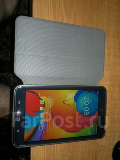 Samsung Galaxy Tab 4 7.0 8Gb ����