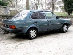 Volvo 460. B200E ����