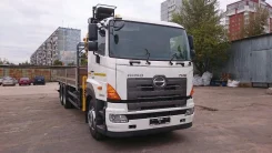 Hino 700 ����