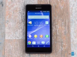 Sony Xperia E1. �/�