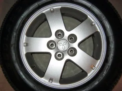 Enkei EKM3. x16"