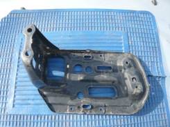Кронштейн под аккумулятор. Toyota RAV4, ZCA25, ACA20, ZCA26, ACA21