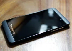 BlackBerry Z10. �/� ����
