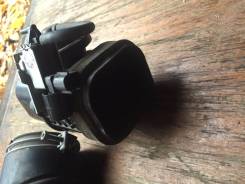 Патрубок воздухозаборника. Toyota: Highlander, Windom, Solara, Sienna, Harrier, Camry Двигатели: 2GRFE, 1MZFE, 3MZFE