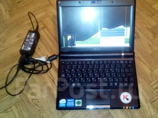Asus Eee PC 900. 1����, ��� 1024 ��, ���� 20���, WiFi: 1, ����������� �� 1��. ����