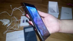 Keneksi. �����
