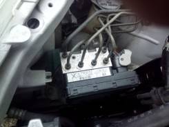 Блок управления abs. Toyota Corolla Fielder, ZZE124G Двигатель 1ZZFE
