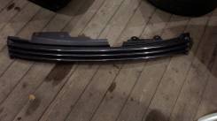 Решетка радиатора. Nissan Elgrand, E51, ME51, MNE51, NE51 Двигатели: VQ25DE, VQ35DE