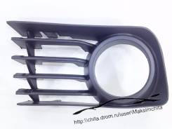 Ободок противотуманной фары. Toyota Prius, NHW20 Двигатель 1NZFXE