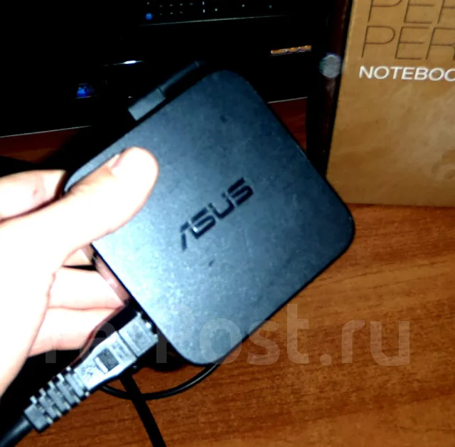 Asus X550DP. 2 500����, ��� 4 ��, ���� 750���, WiFi: 1, Bluetooth: 1, ����������� �� 4��. ����